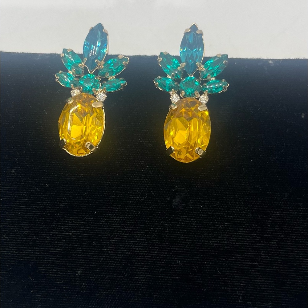 Costume Gold-Tone Pineapple Crystal Drop Earrings Citrine/Green Pierced